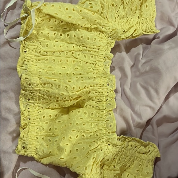 Aritzia Emery Blouse - Picture 3 of 3